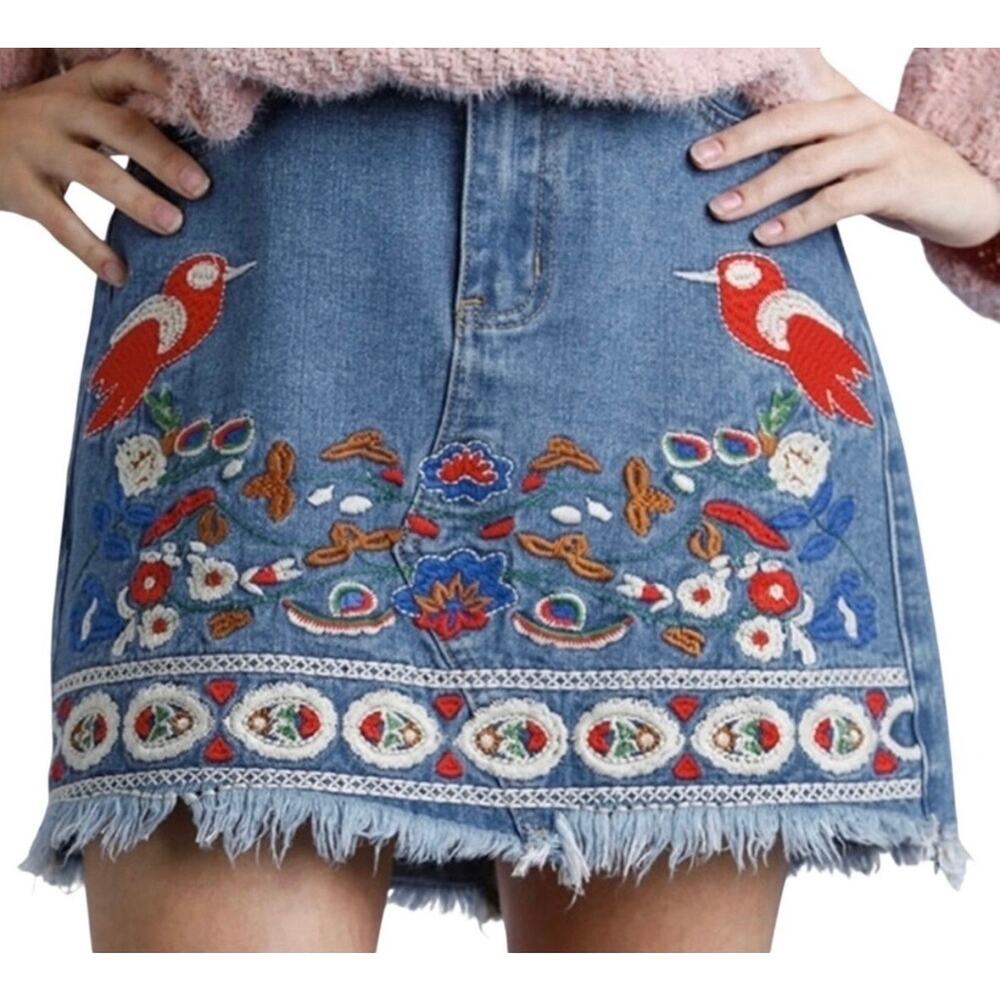 Umgee Blue Denim Embroidered Bird Boho Frayed Mini Skirt Size L